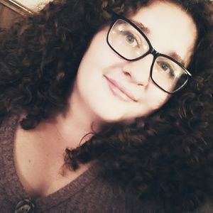 Meet your Posher, Makenzie